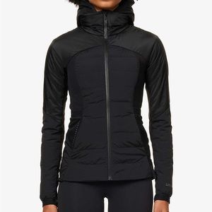 Lululemon Down for it All Jacket, Black, Size 6, like new